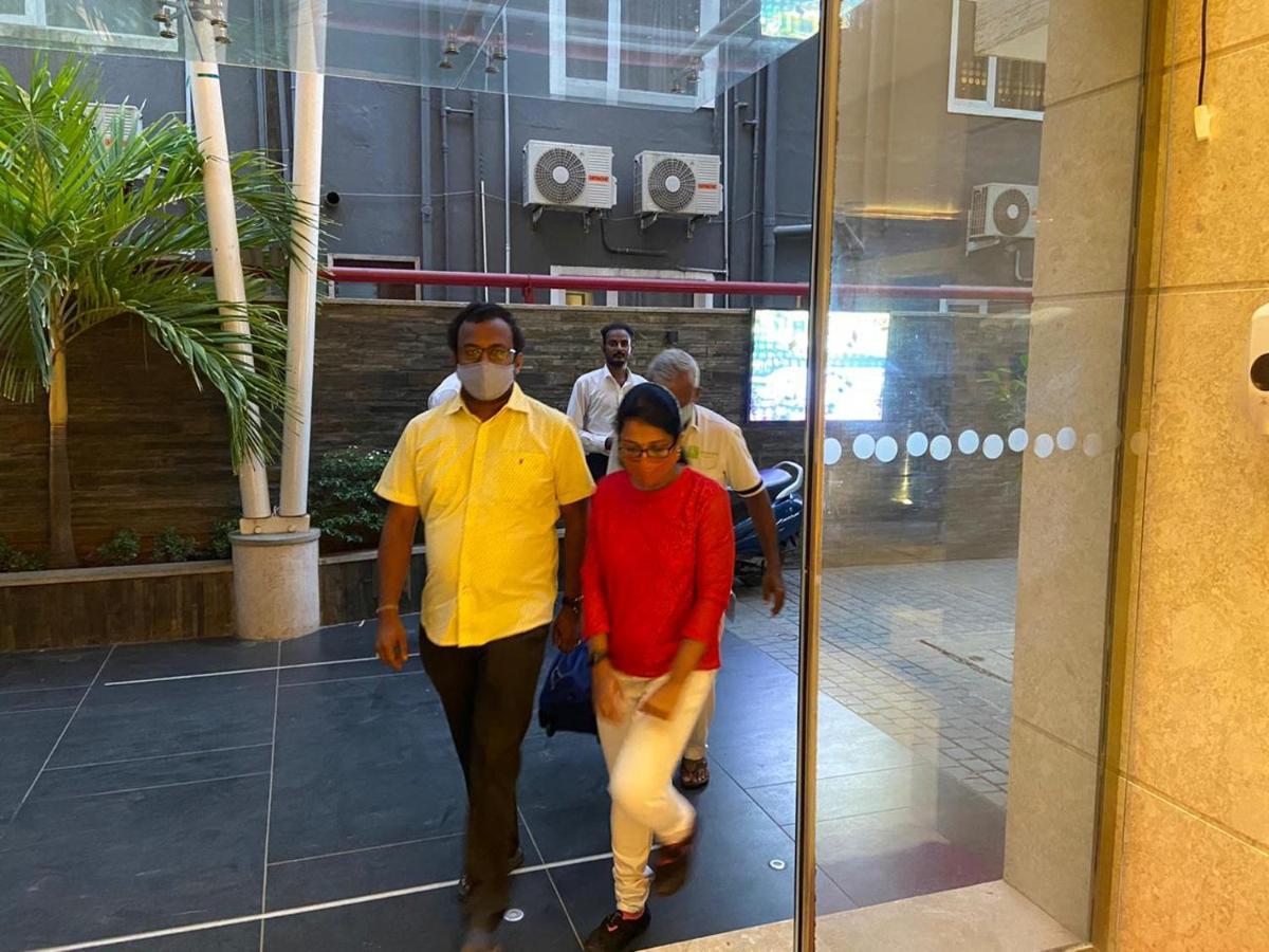 Urvashi Residency Hotell Chennai Exteriör bild