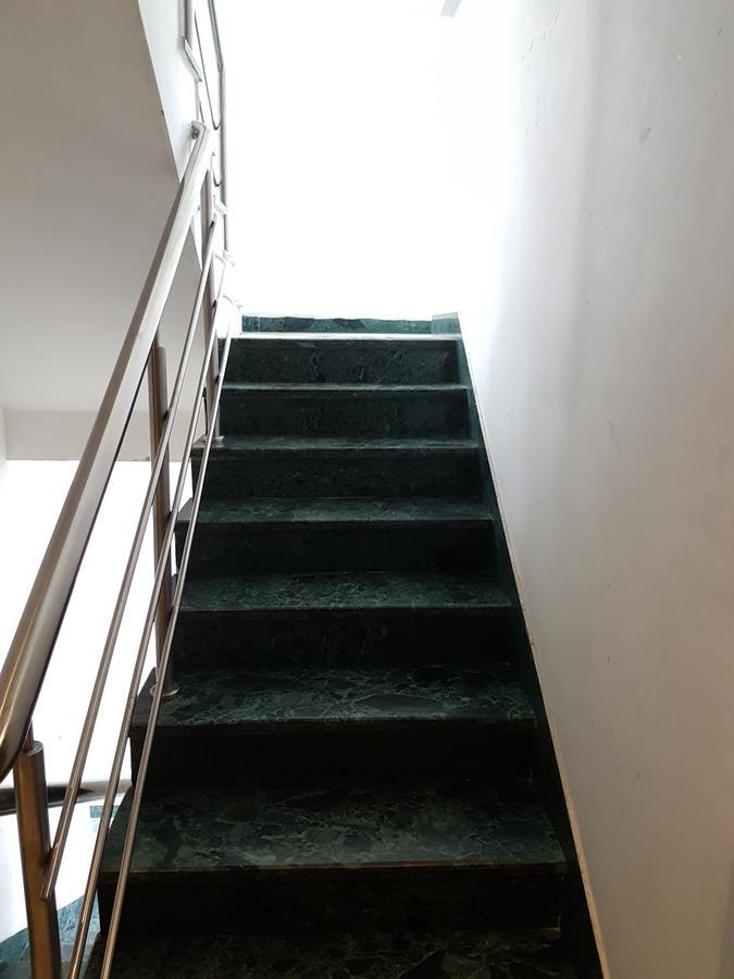 Urvashi Residency Hotell Chennai Exteriör bild